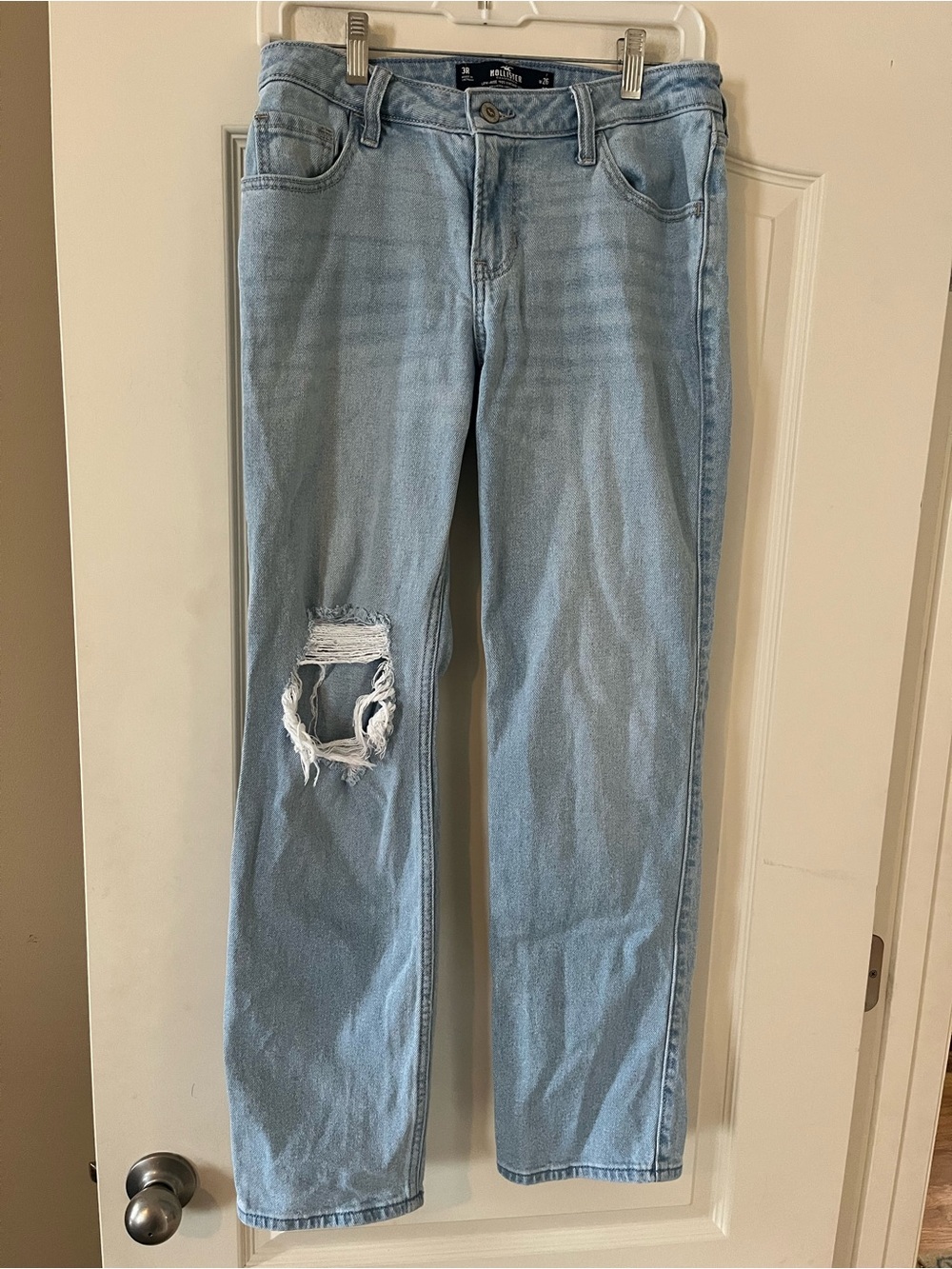 Hollister Light Blue Distressed Low-Rise 90’s Vintage Straight Jeans Size 3